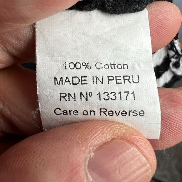 PLANET by Lauren G Asymmetrical Hemline Colorblock Sweater Black White Lagenlook - Picture 4 of 6